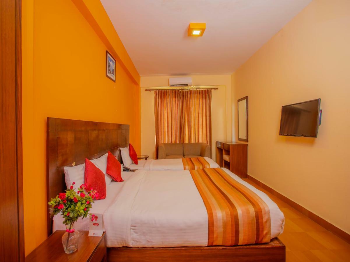 Kotee Home Hotel Pokhara Exteriör bild