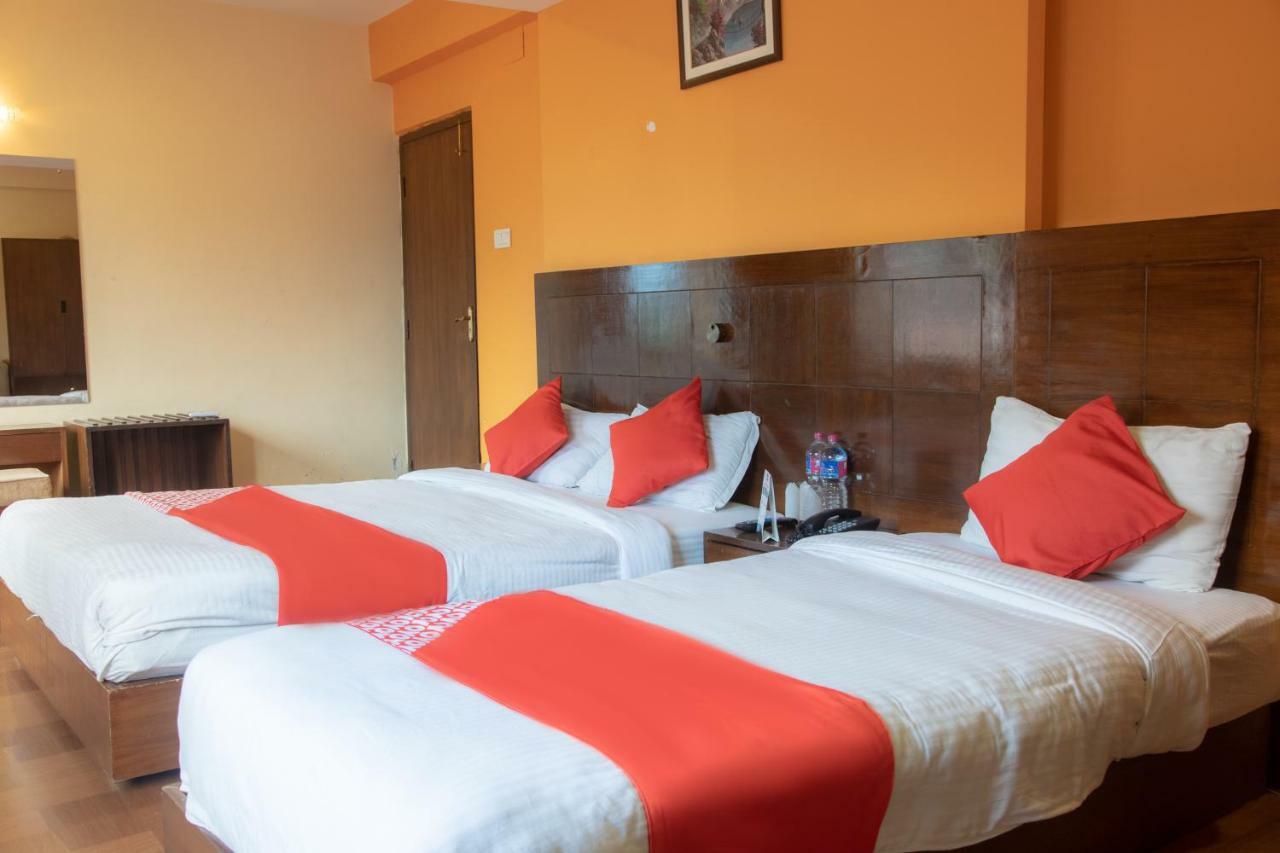Kotee Home Hotel Pokhara Exteriör bild