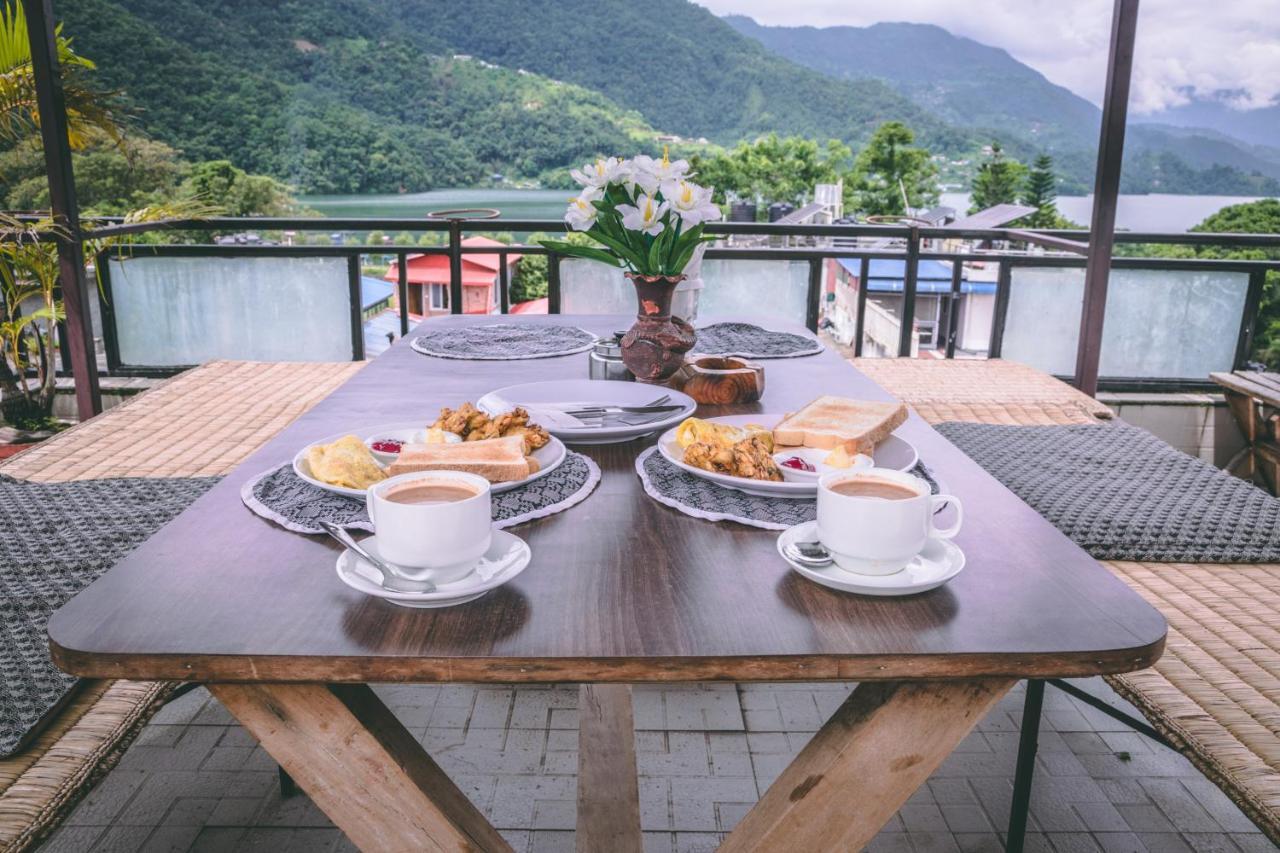 Kotee Home Hotel Pokhara Exteriör bild
