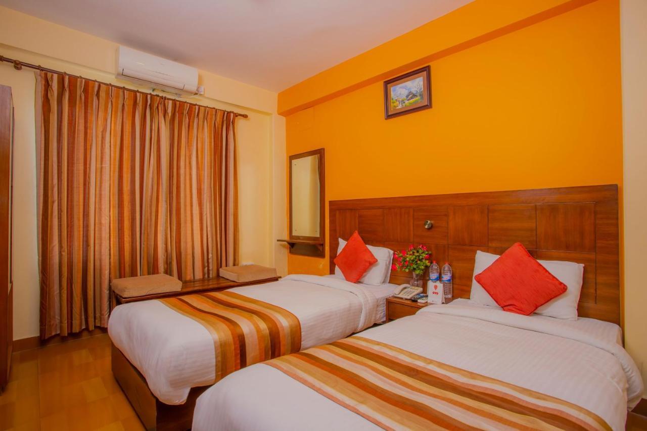 Kotee Home Hotel Pokhara Exteriör bild