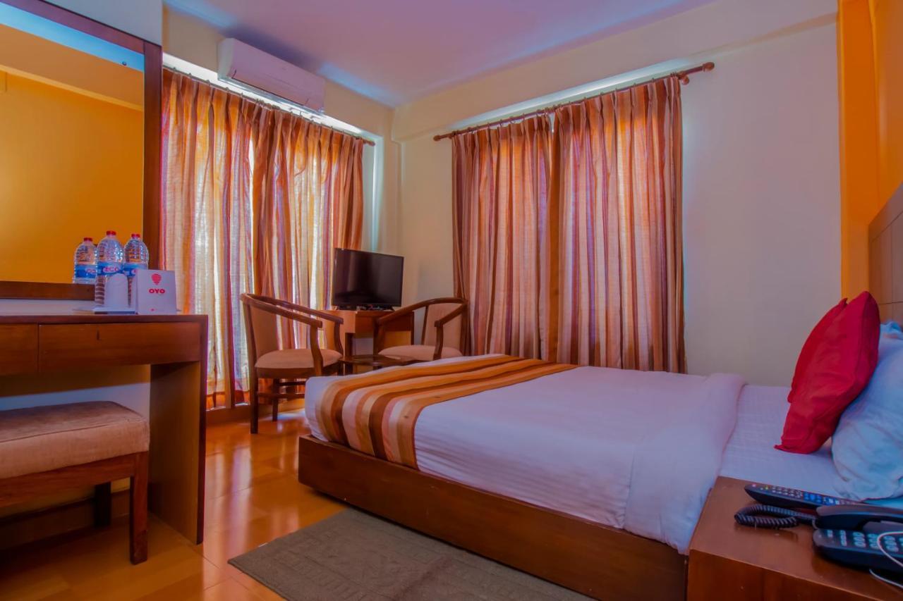 Kotee Home Hotel Pokhara Exteriör bild