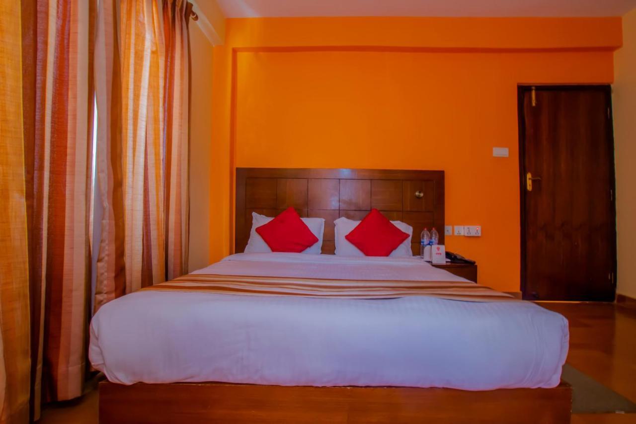 Kotee Home Hotel Pokhara Exteriör bild